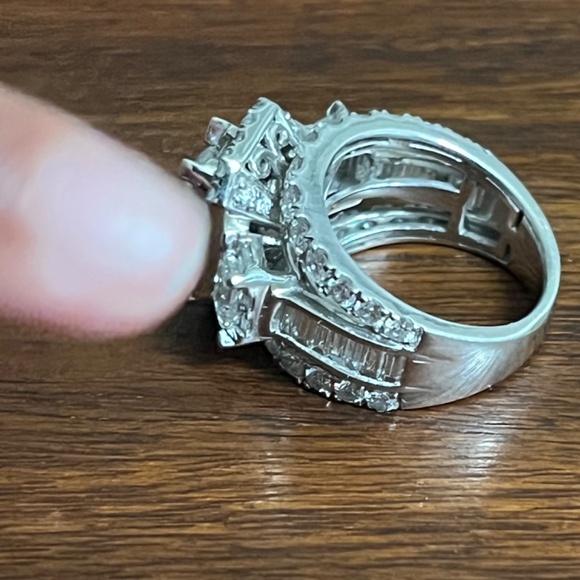 Diamond & White 14K Gold Emerald Halo Cut Ring 3.94 Carats TW - Picture 5 of 9